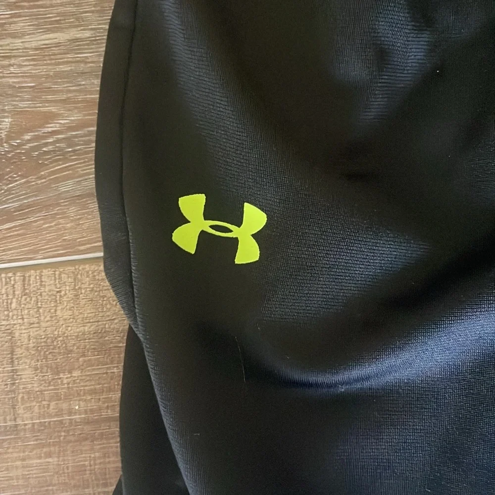 Under Armour, long black pants with elastic waist 2T